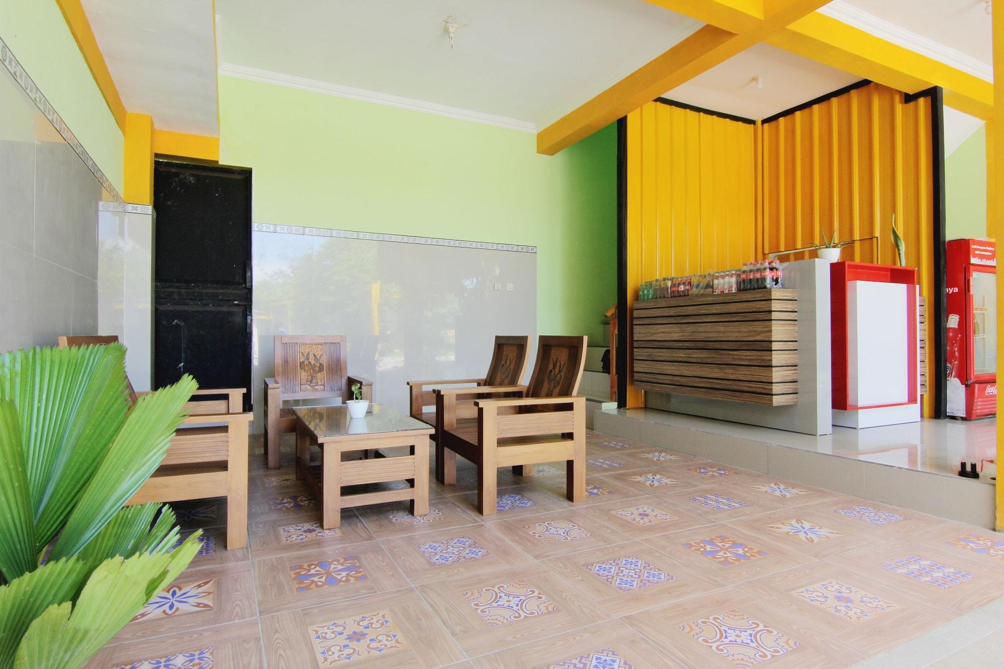 Losmen Alden Kretek Exterior foto